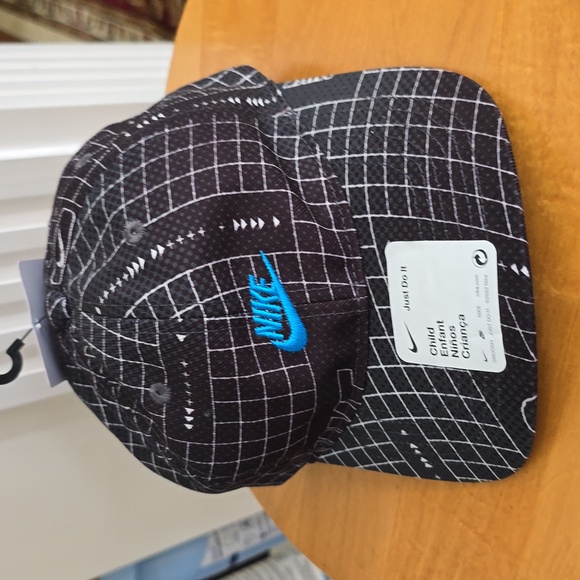 nike infant hat size